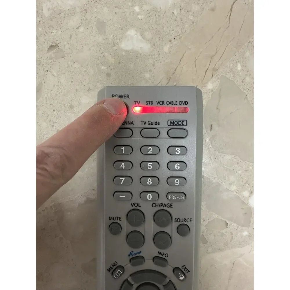 SAMSUNG BP59-00071B BP59-00071 TV REMOTE ORIGINAL - HL-R5667W HL-R5688W TV Guide